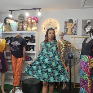 Short maxi gown